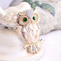 Stunning Owl Opal Brooch Elegant Rhinestone Animal Pin for Women 3.2cm x 5.7cm